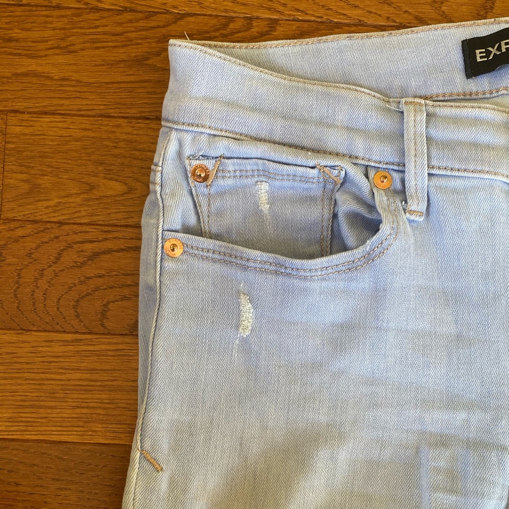 Jeans - Picture 2 of 4